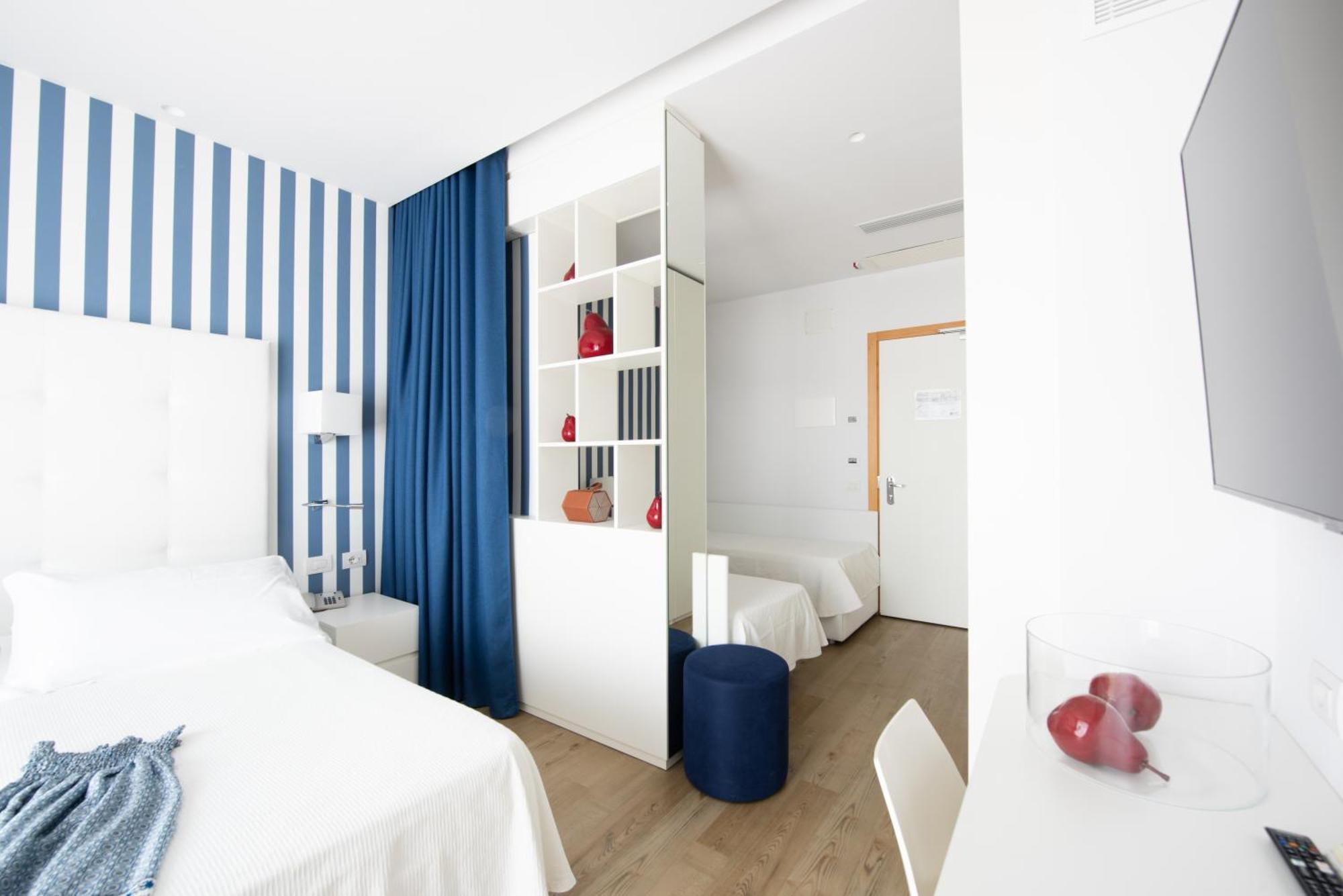 Hotel Fedora 3*