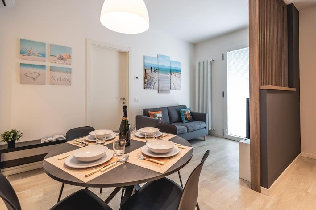 Nuovo E Confortevole Con Parcheggio Apartment *