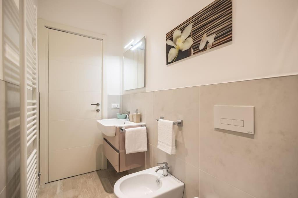 Apartment Nuovo E Confortevole Con Parcheggio *