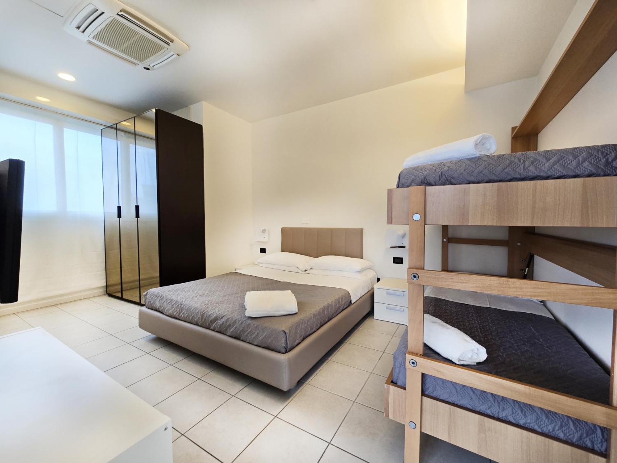 Hotel Avana Fronte Mare 3*