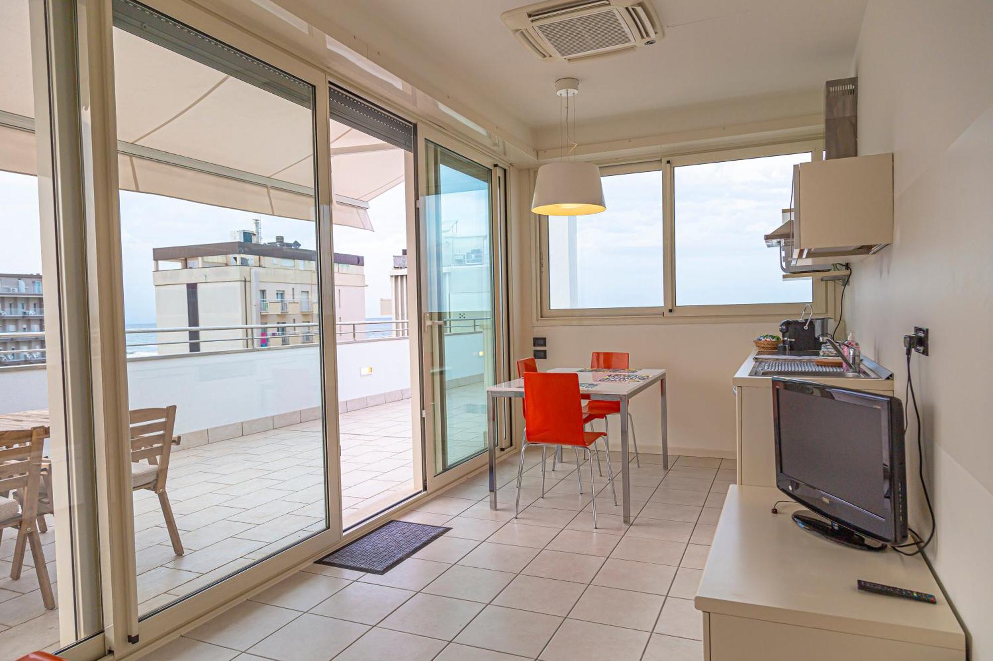 Avana Fronte Mare 3* Riccione
