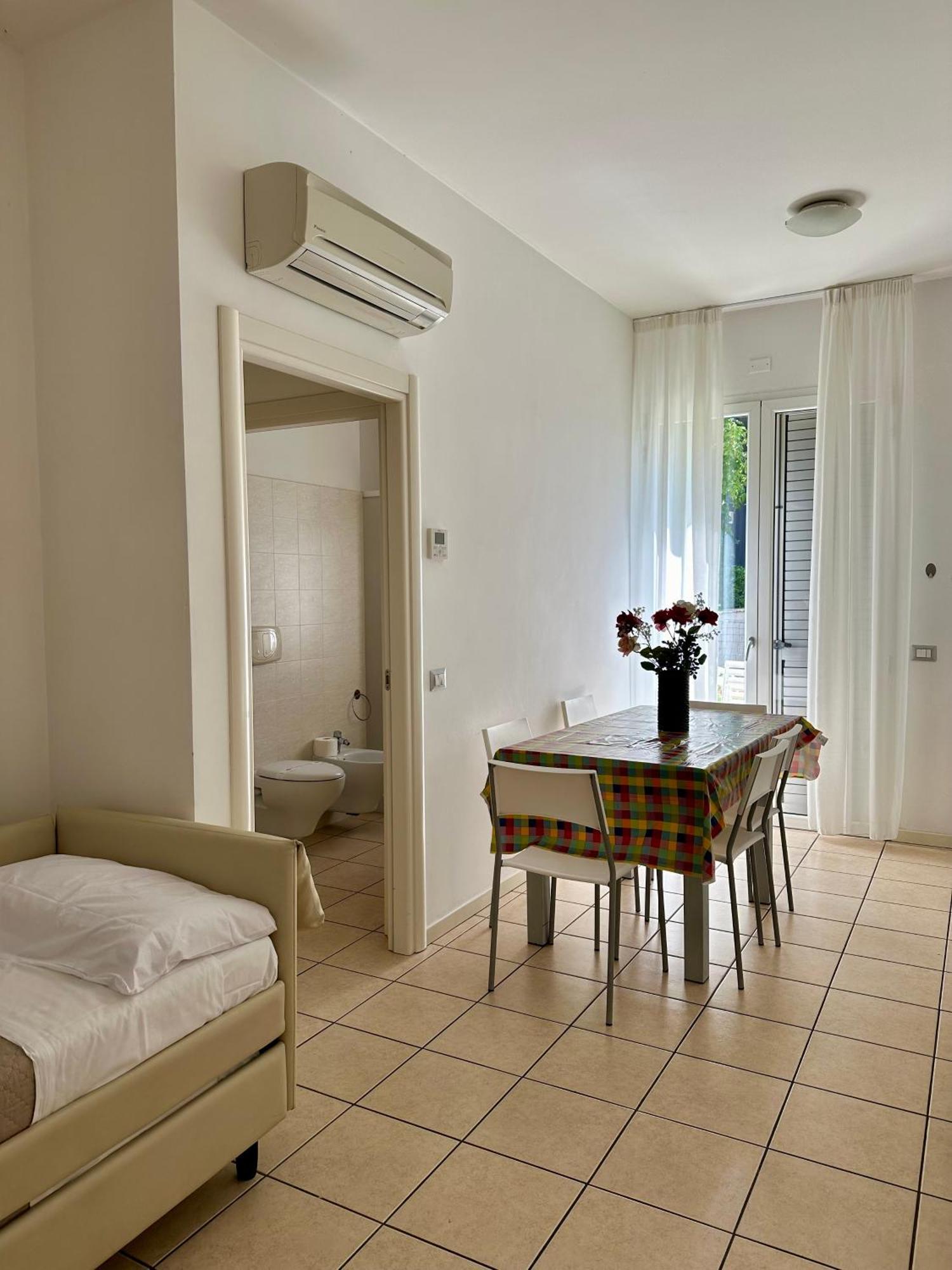 Aparthotel Alba 3*