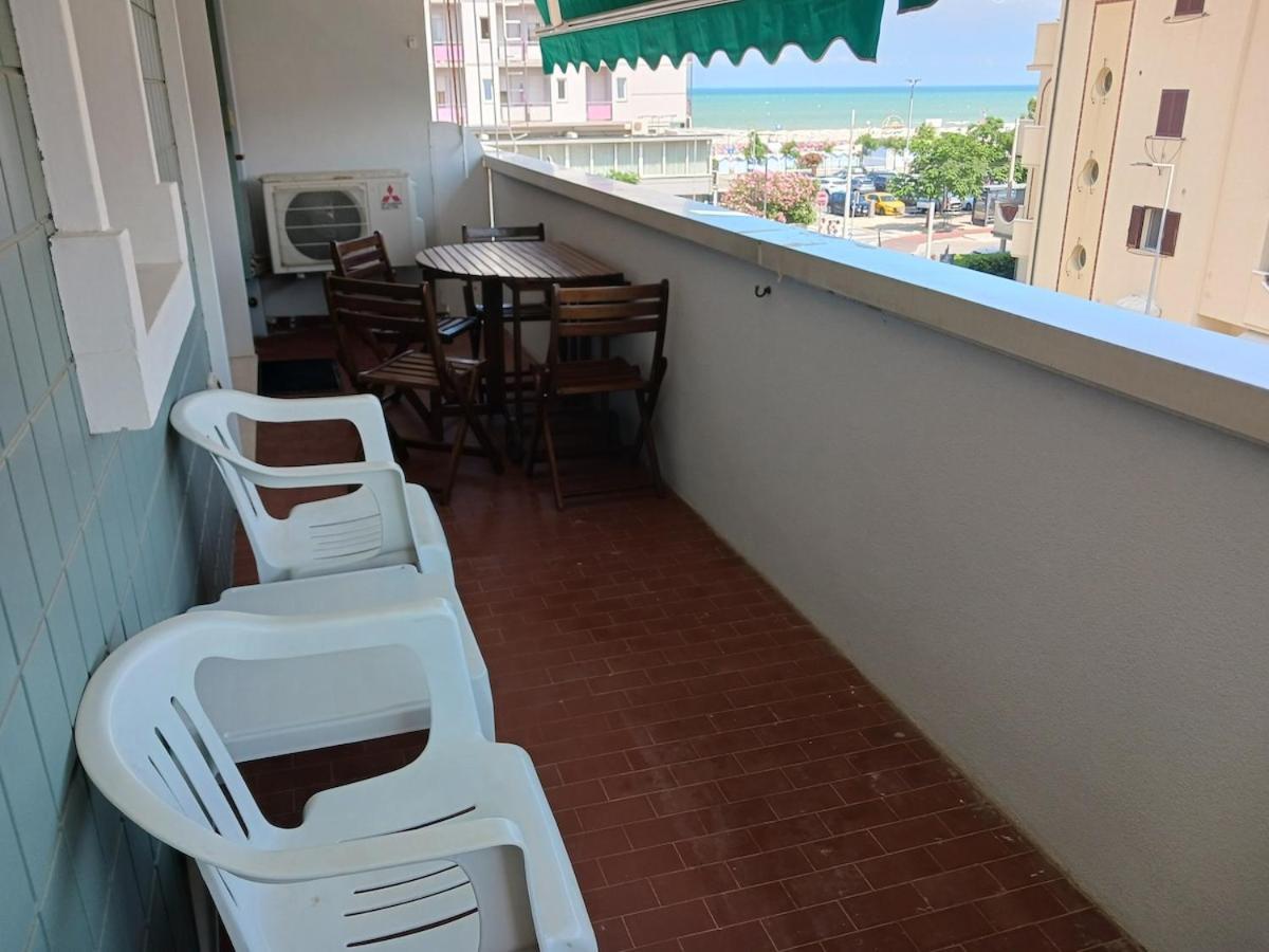 Apartment Alba Trilocale Vista Mare - 2 Da Letto Riccione