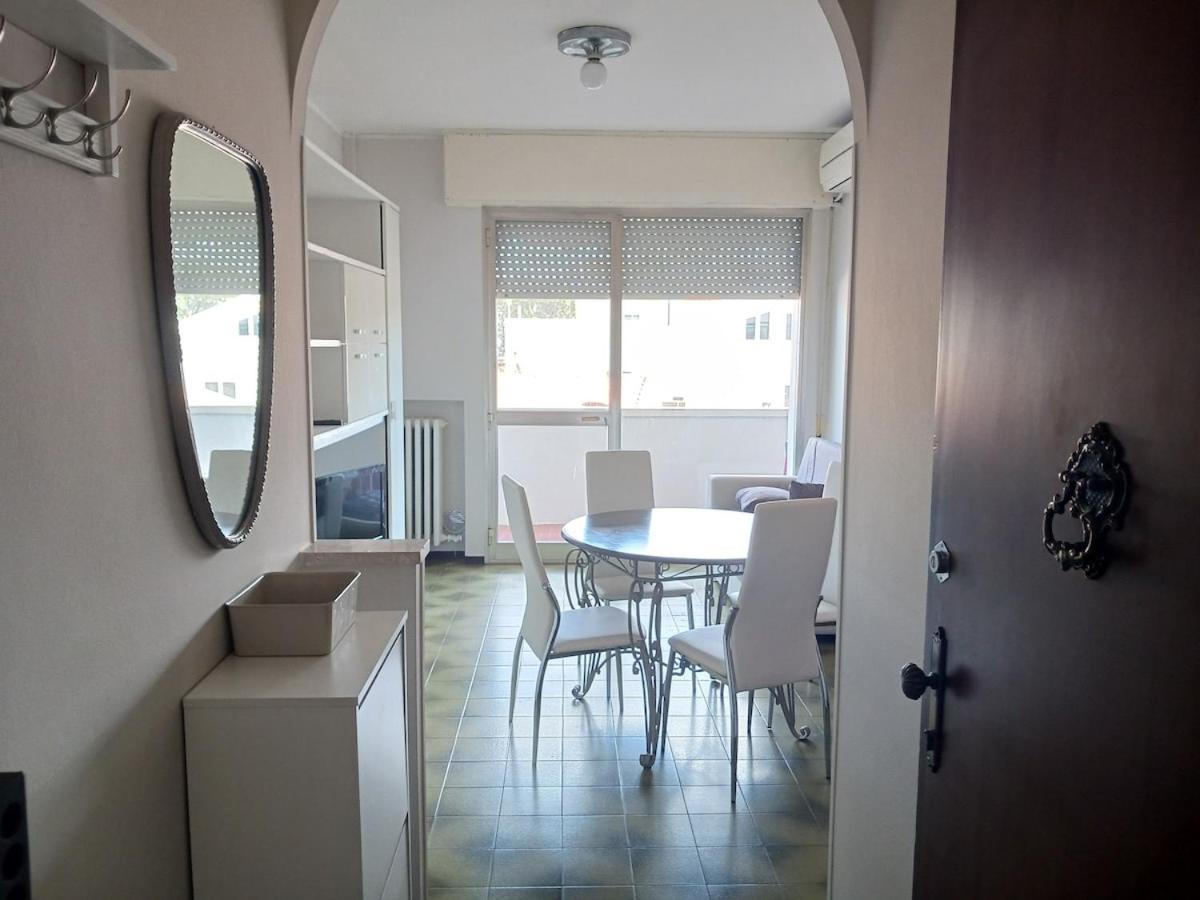 Alba Trilocale Vista Mare - 2 Da Letto Apartment