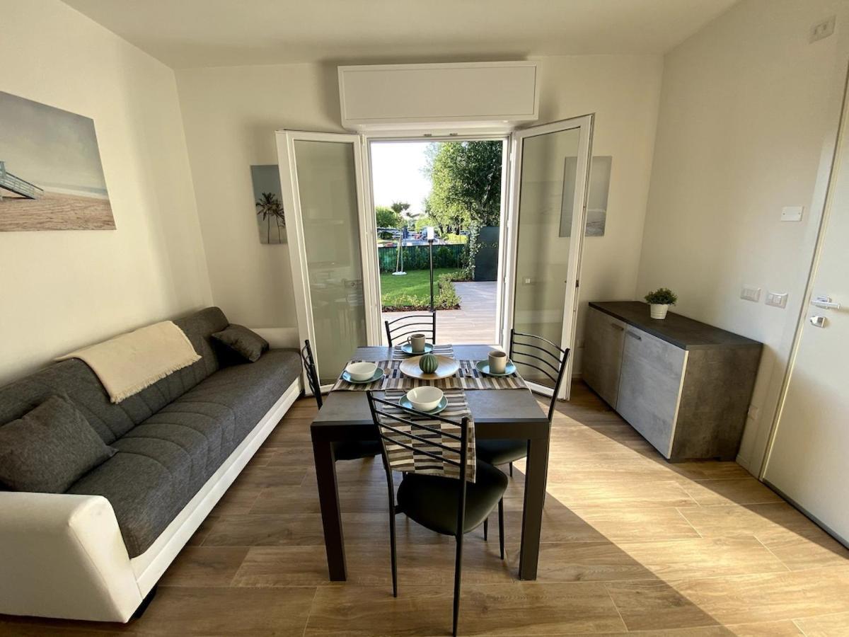 Con Giardino Indipendente 250 Mt Dal Mare