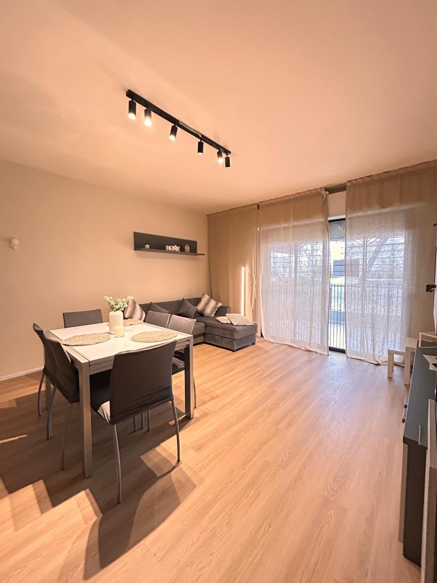 Fronte Mare-flexrent Abissinia Apartment *