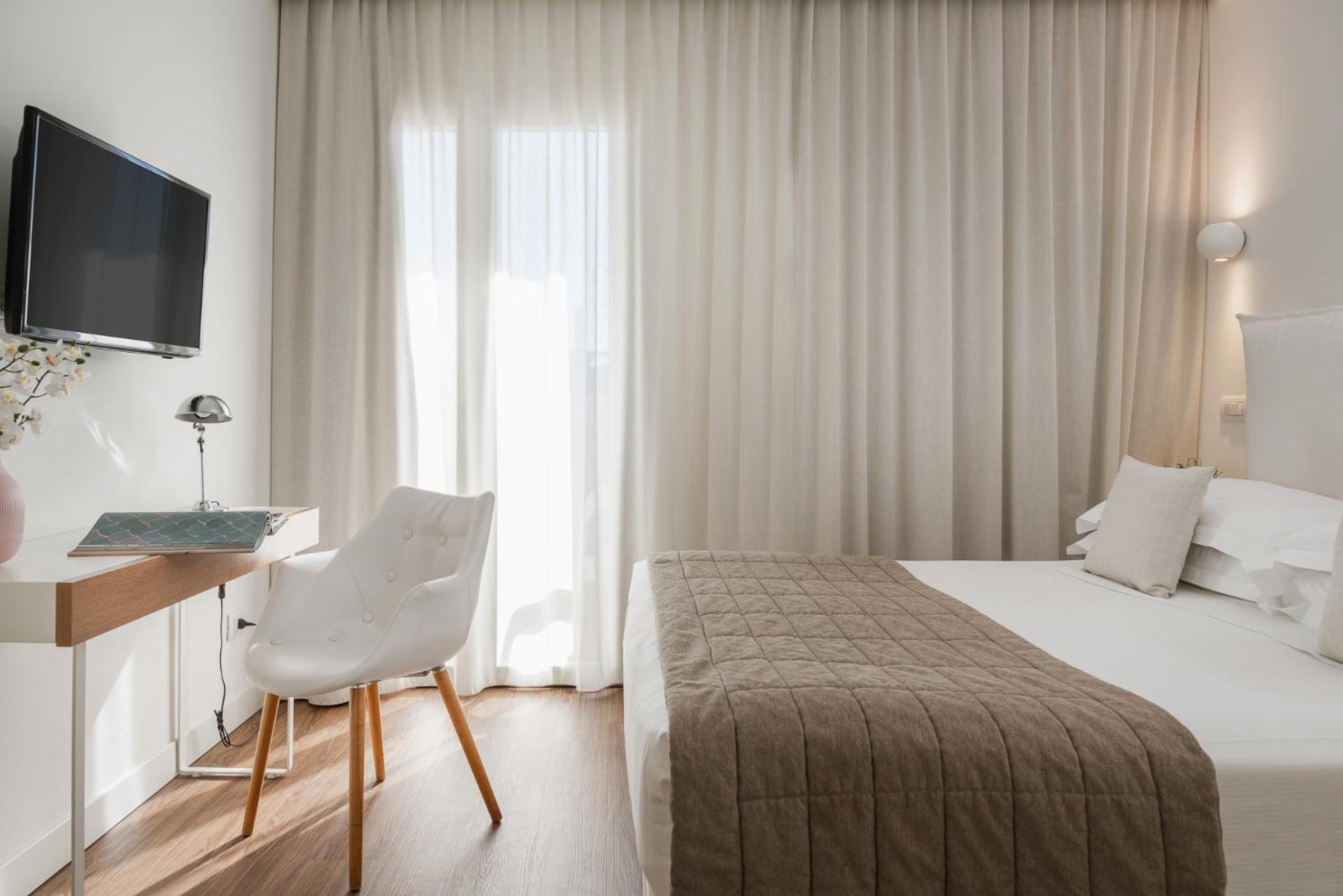 Select & - Hotel Riccione