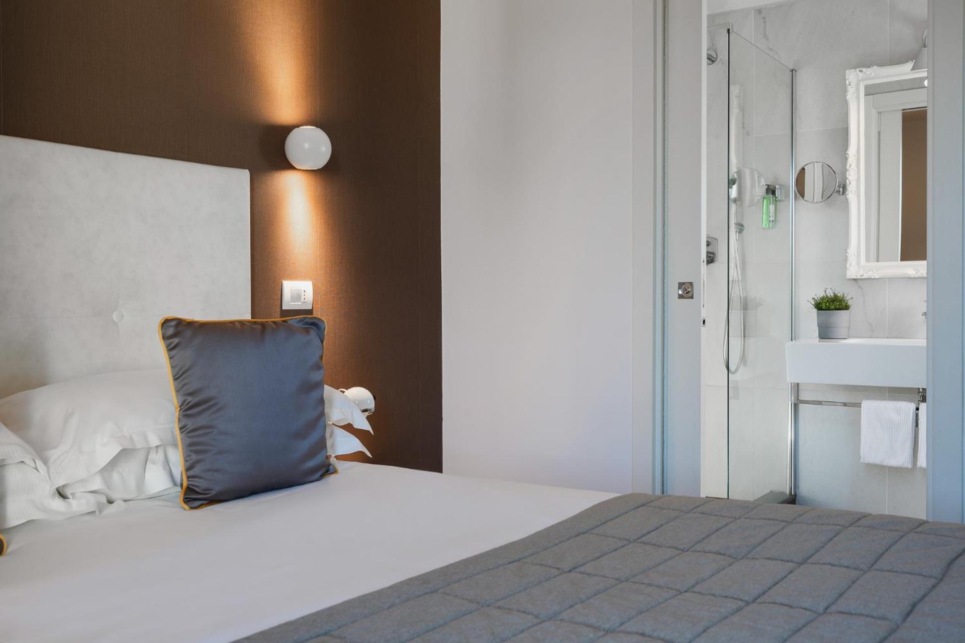 Select & - Hotel Riccione