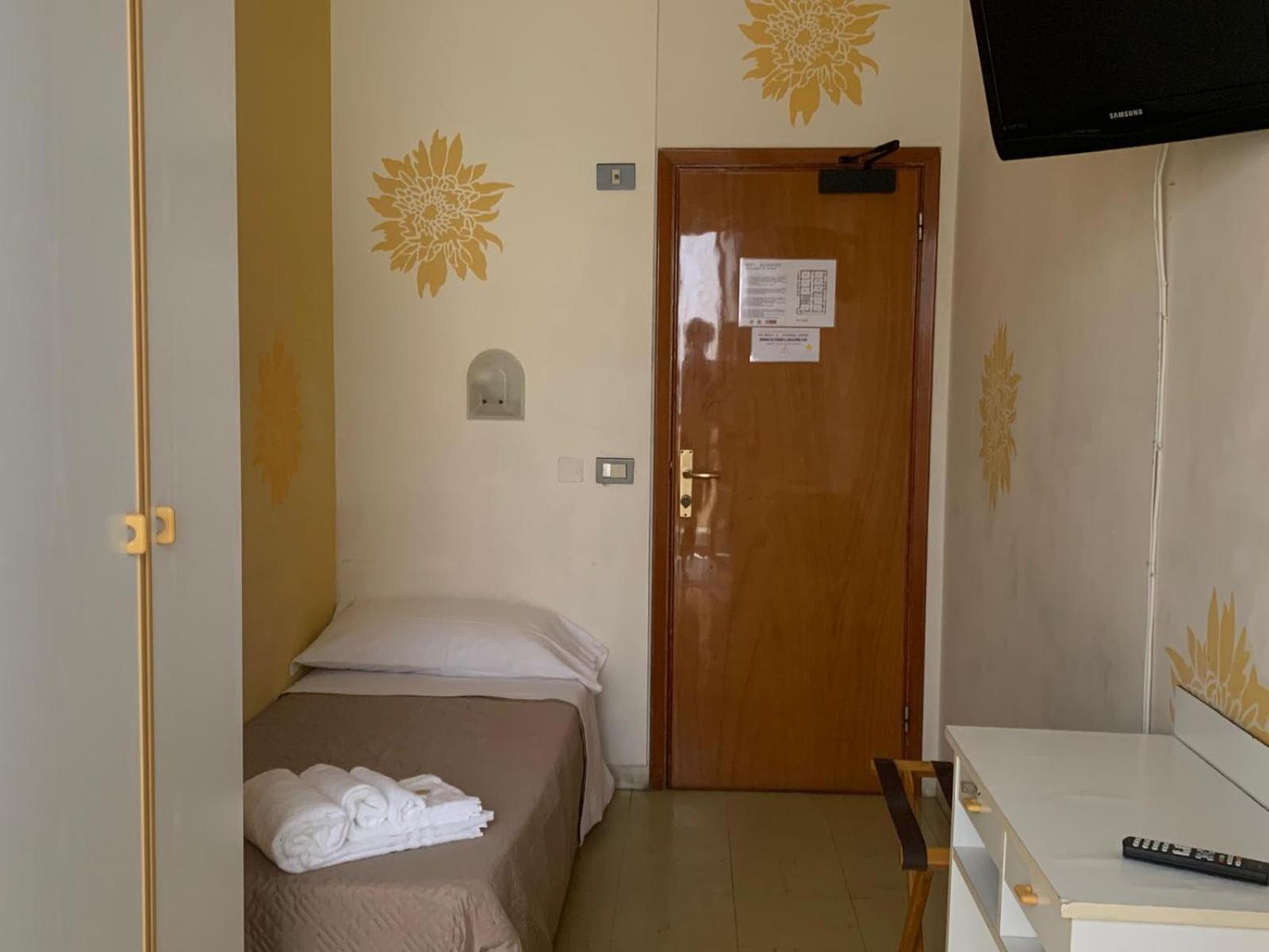 Smile Nuova Gestione Hotel 2*