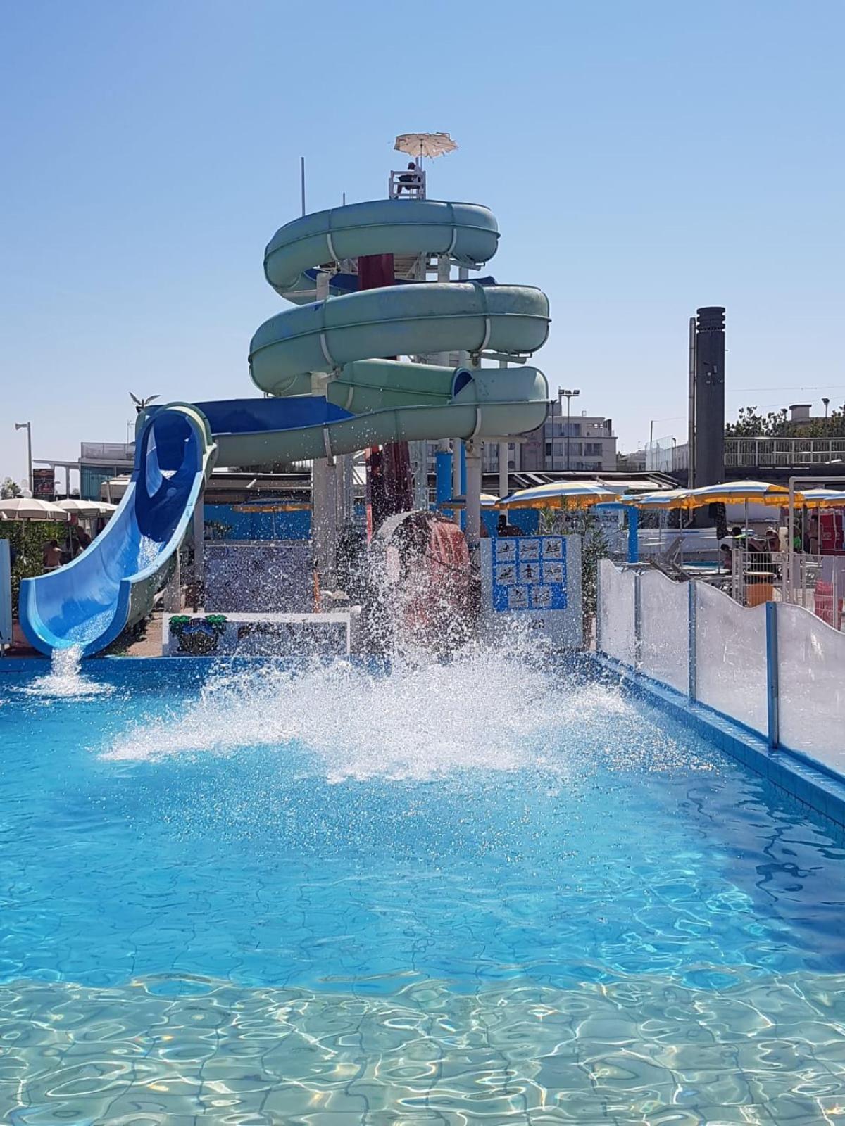 Sul Mare Con Servizio E Aquapark *