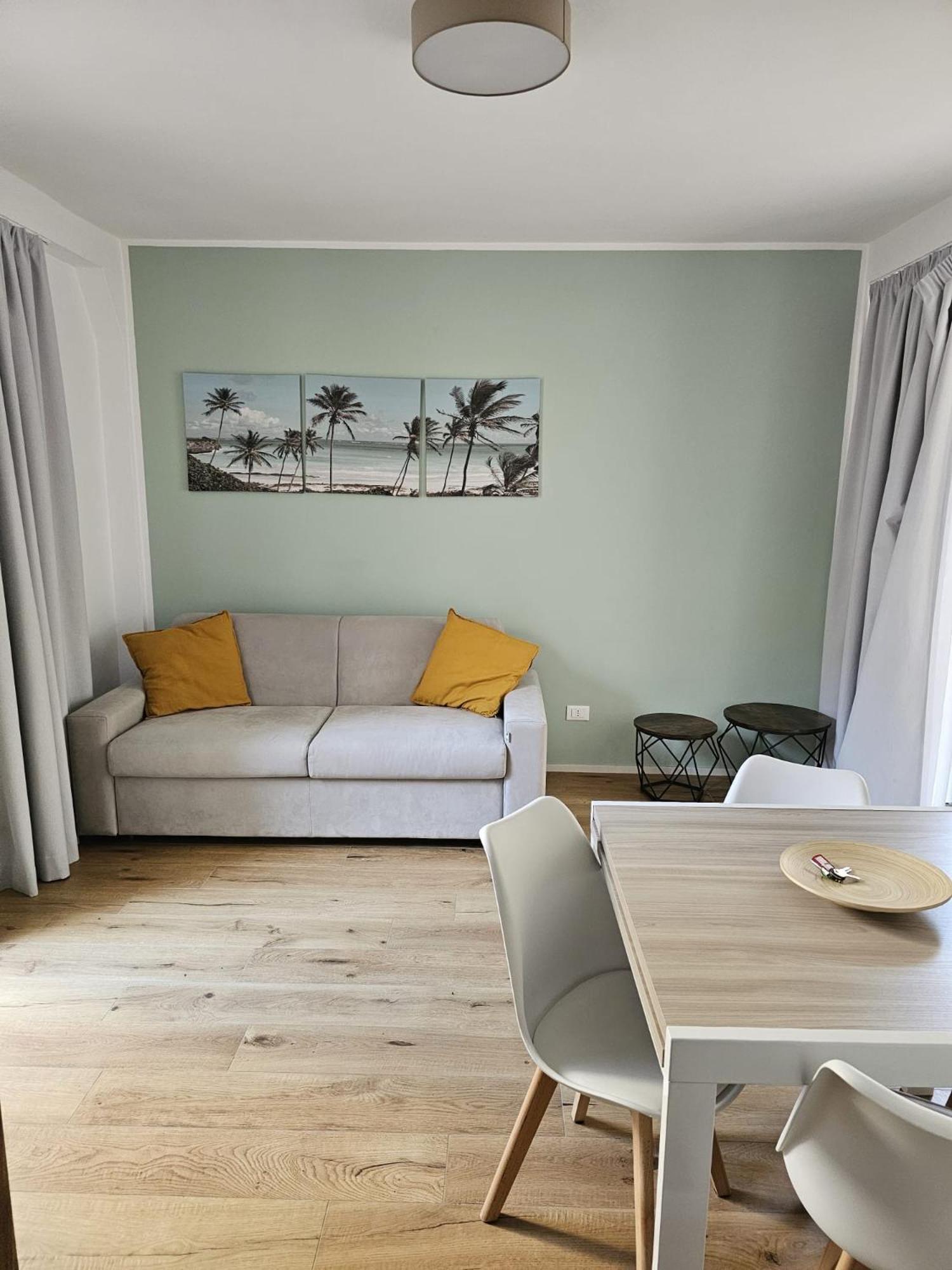 Casa Silvia, Bilocale Nuovo A 100 Mt Dal Mare Appartamento *