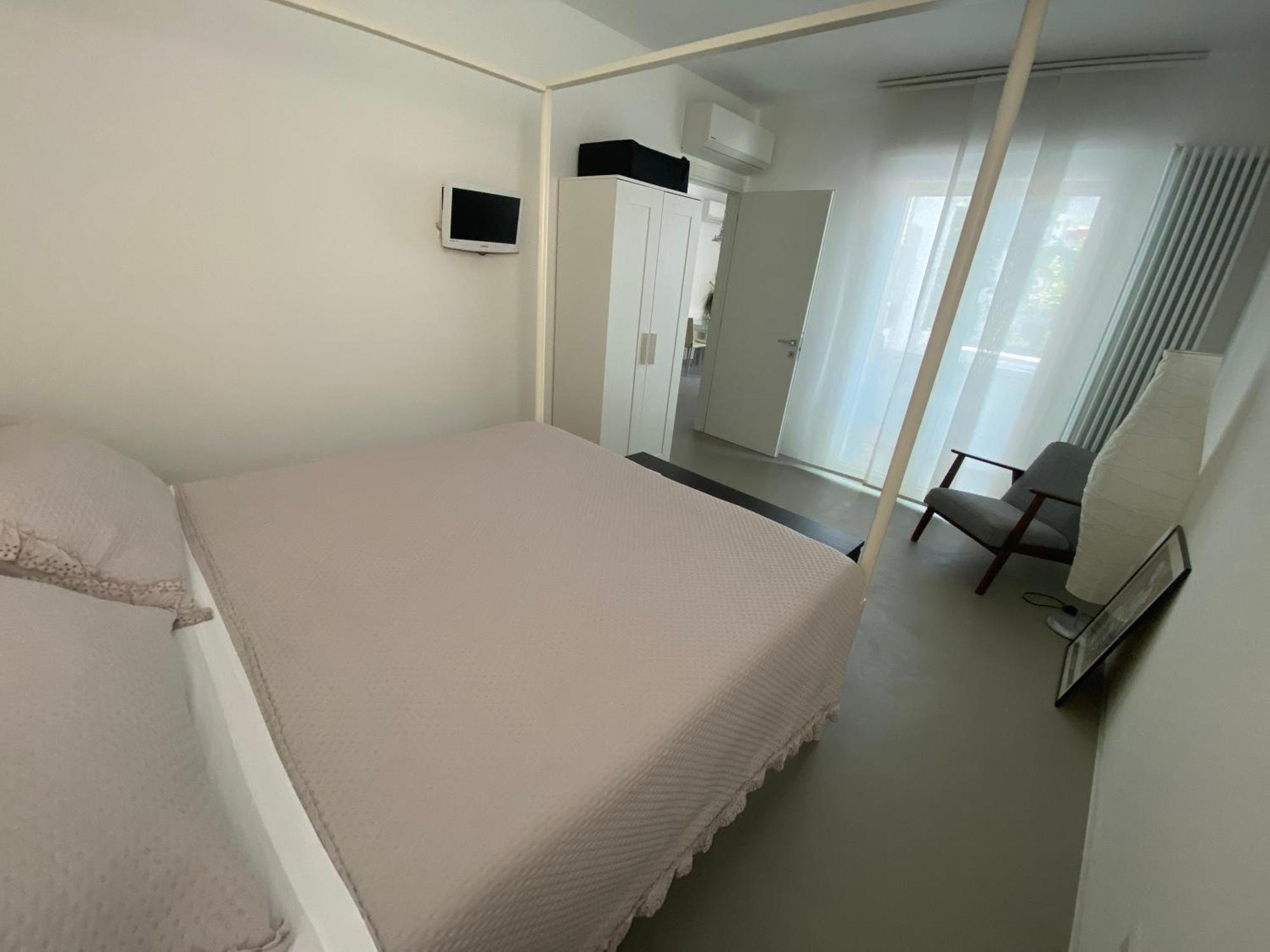 Bed & Breakfast Doma 2 3