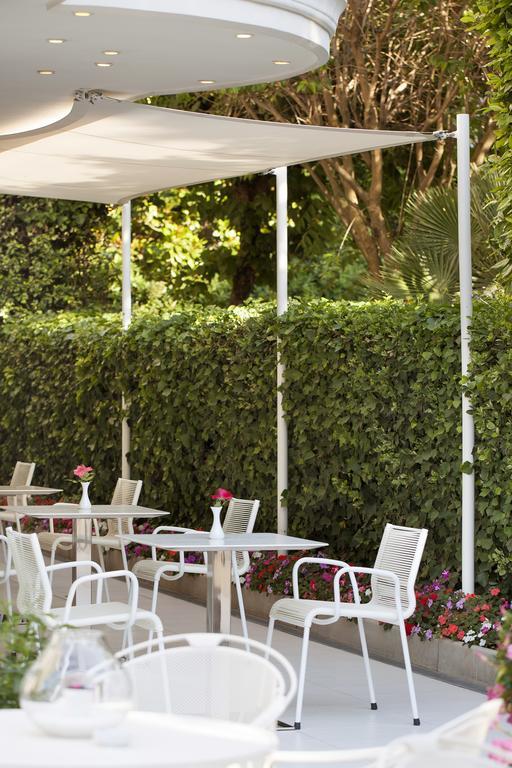 Gala Hotel 3*