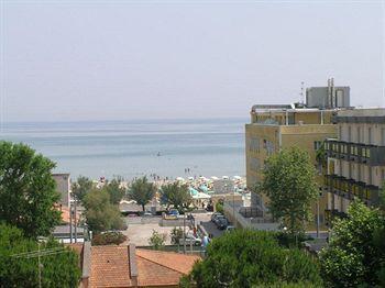 Alba Aparthotel