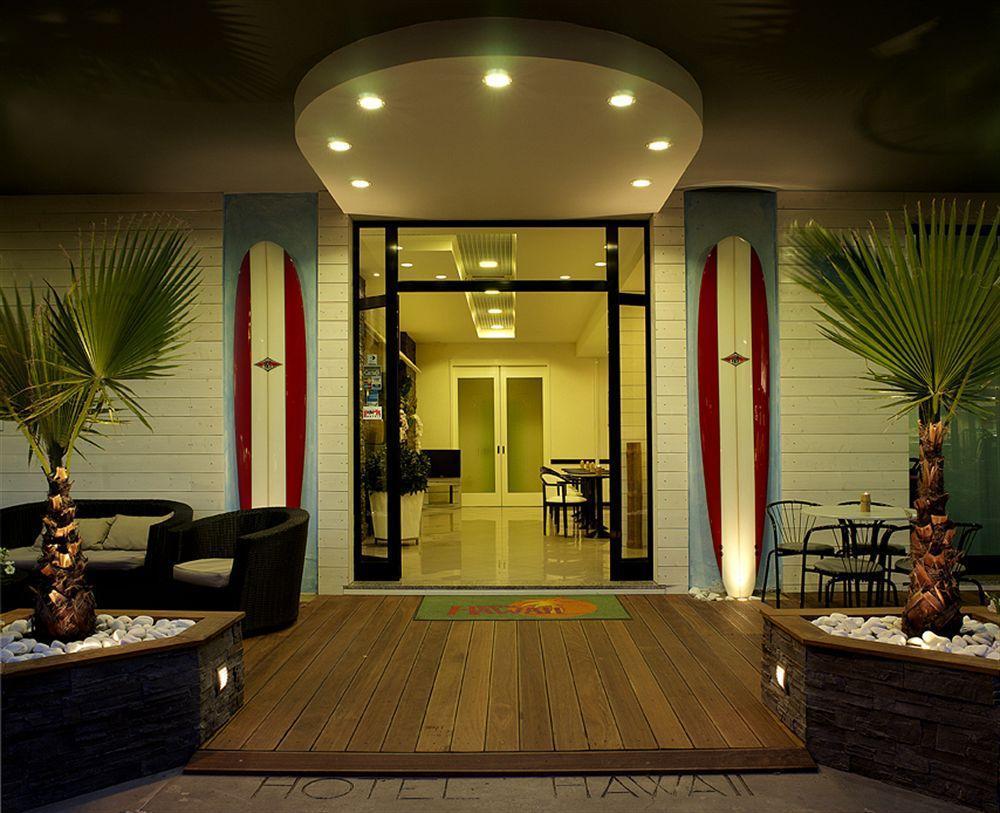 Hawaii Hotel 2*