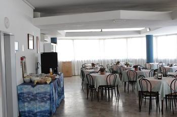 Harmony Hotel 2*