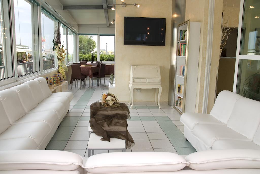 Hotel Acquamarina 3*