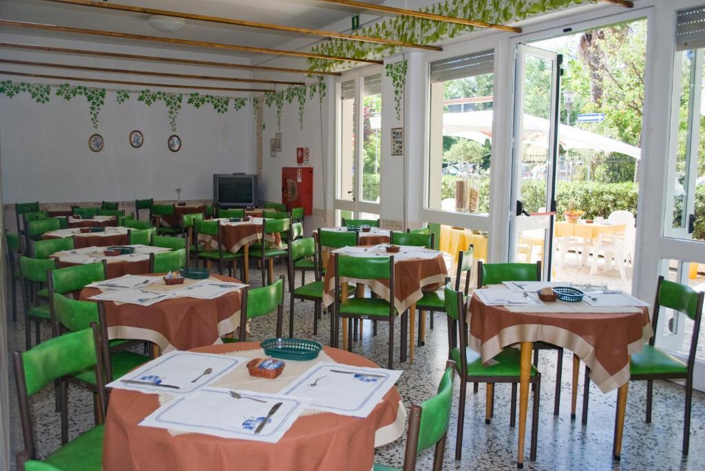 Hotel Viscount 2*