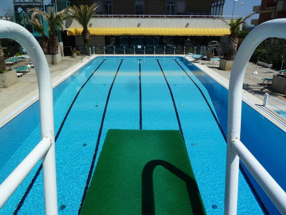 Cormoran Hotel 2*