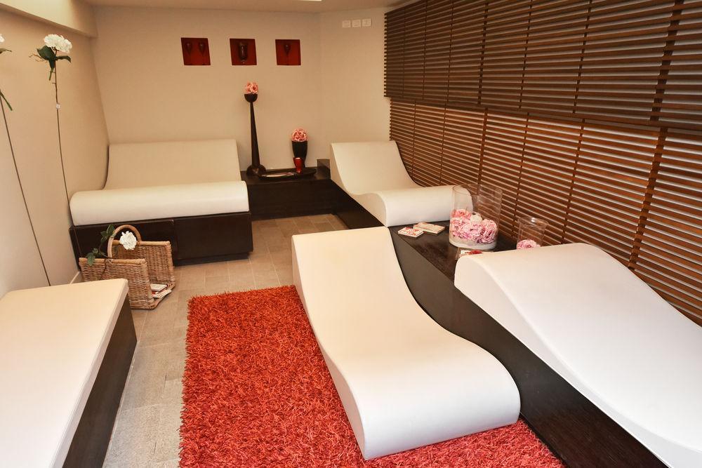 Fedora Hotel