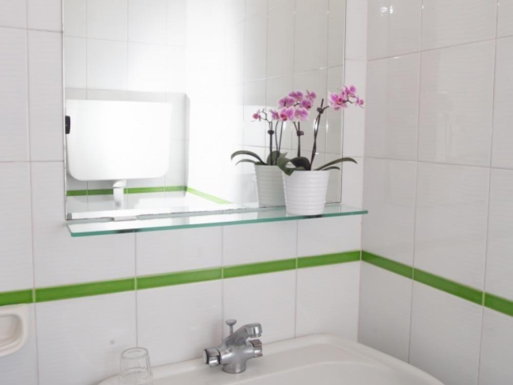 Adelphi Hotel 3*