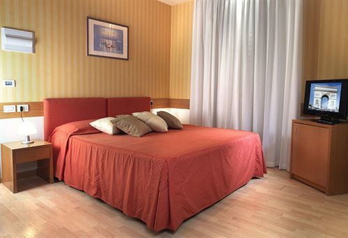 Hotel Fedora