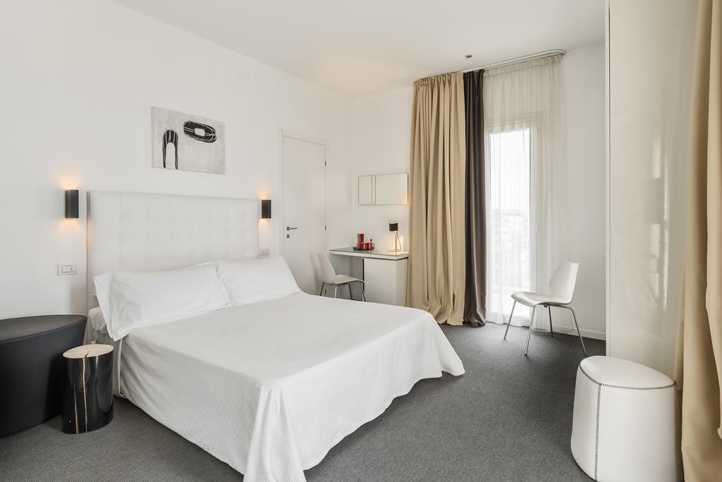 Fedora Hotel 3*