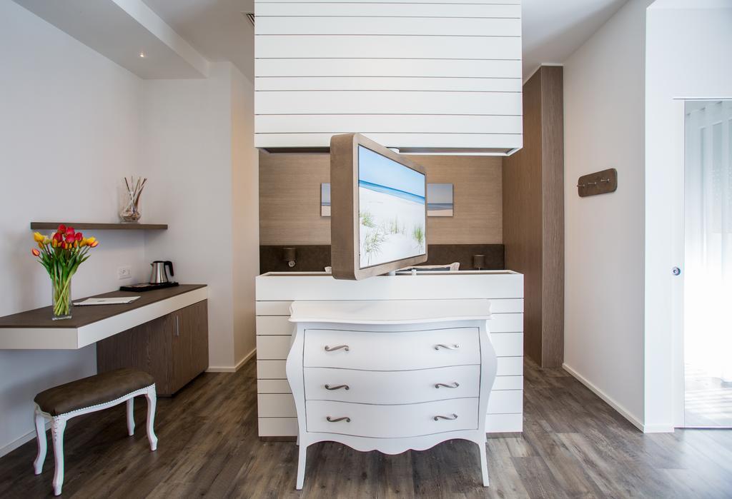 Liberty - Parking & Included 3* Riccione