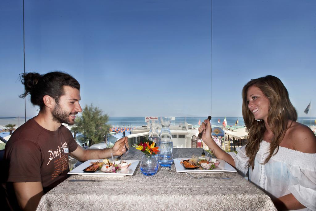 Hotel Adlon - Fronte Mare