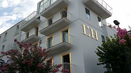 Hotel L'h