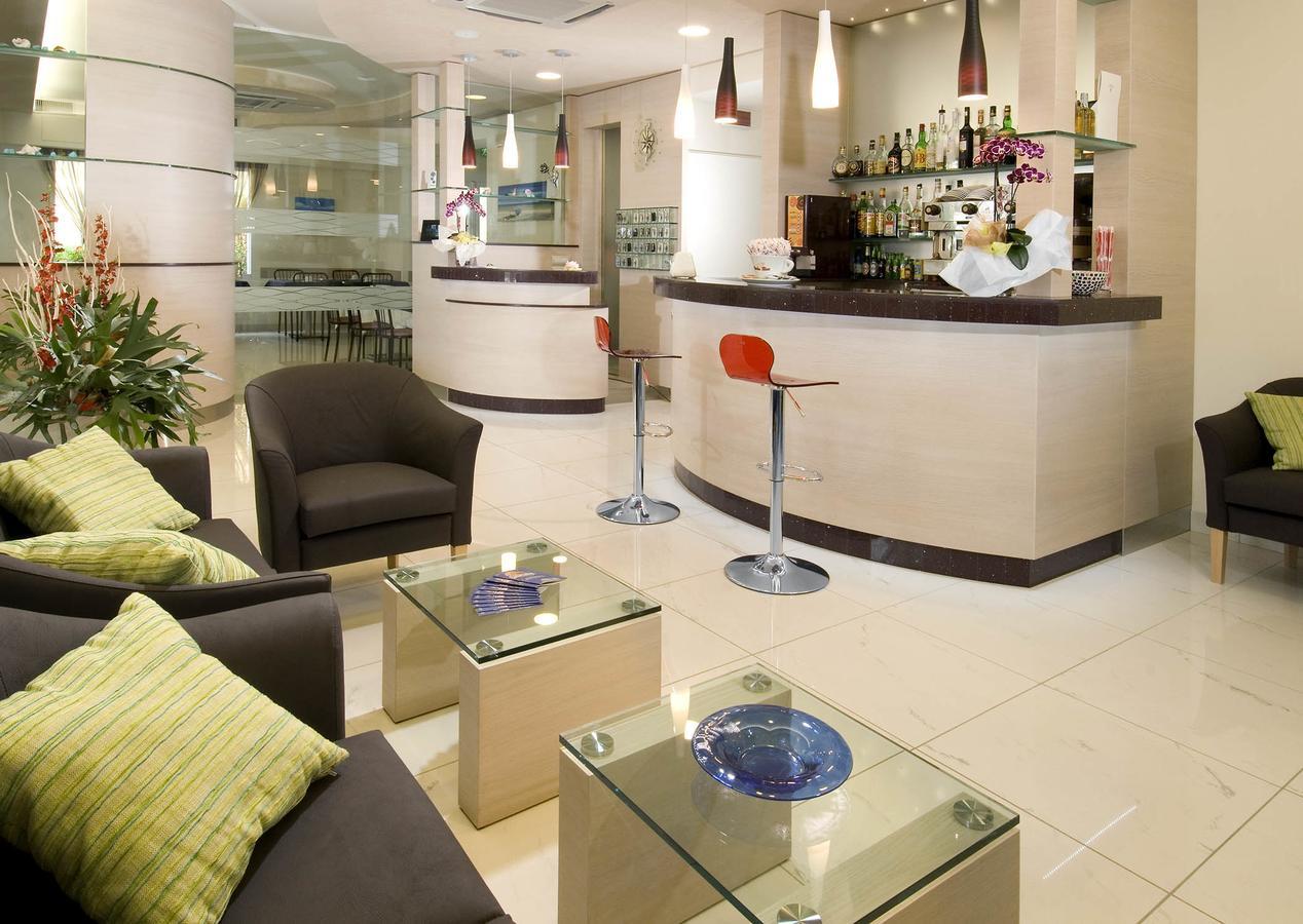 Adigrat Con Ristorante Hotel Riccione