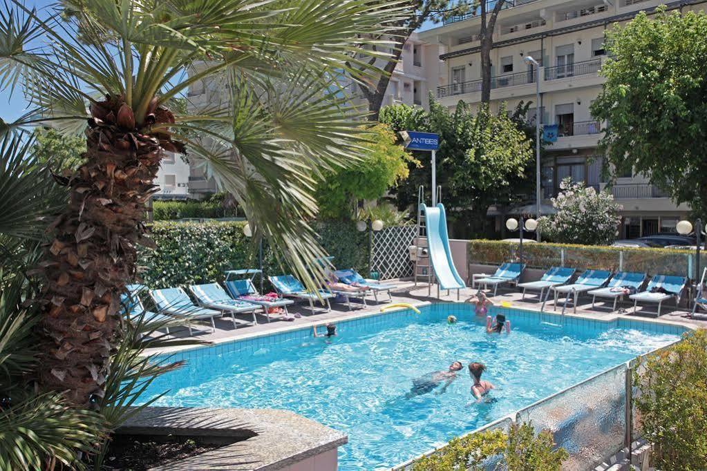 Antibes Hotel