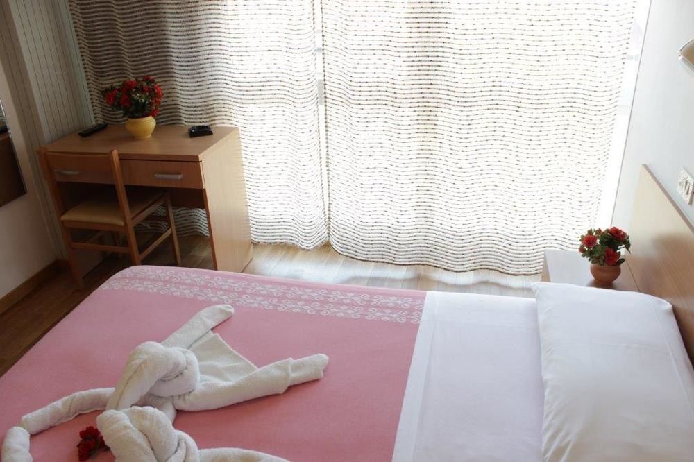 Hotel Harmony 2*