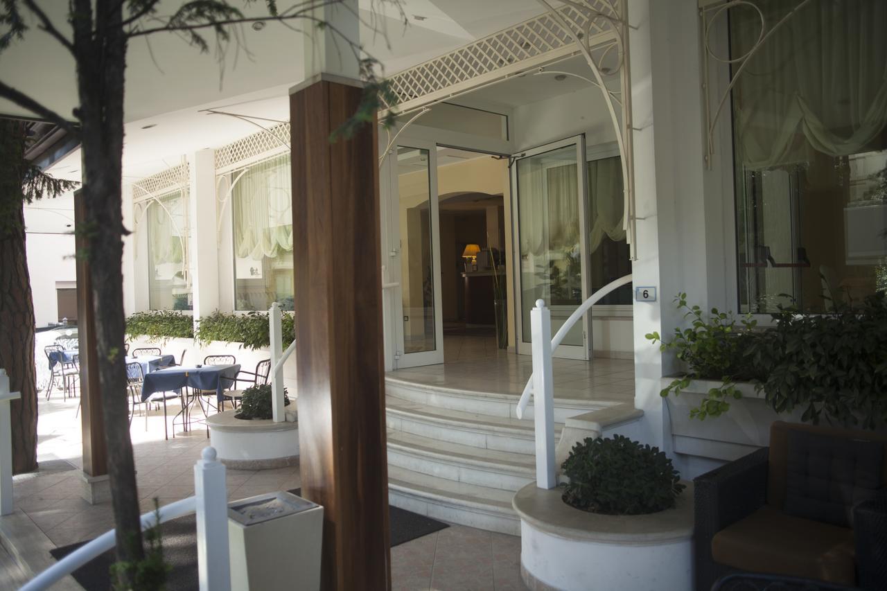 Hotel Cannes - In Pieno Centro