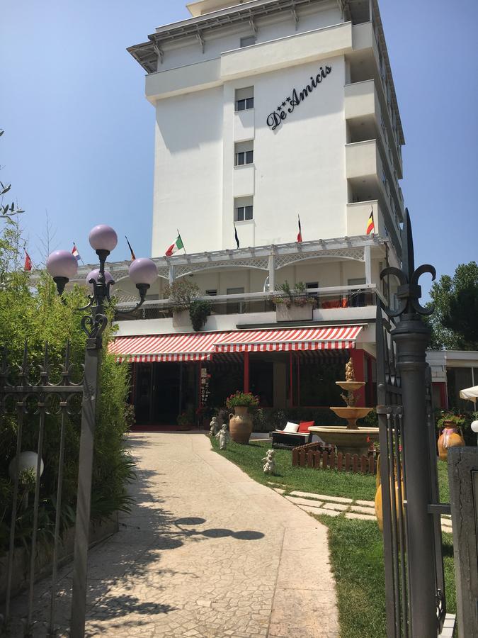 De Amicis