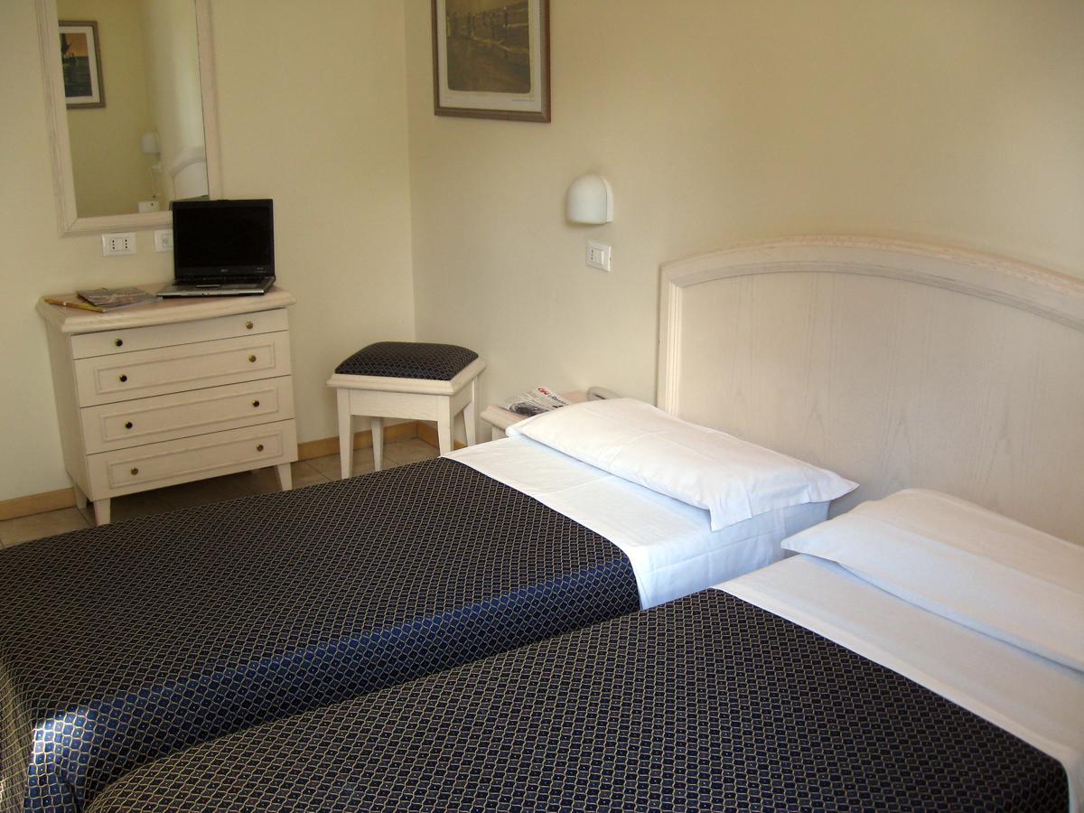 Mare Hotel 3*