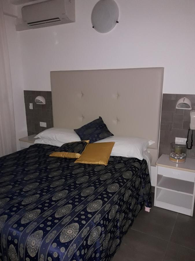 Venus Hotel 3*