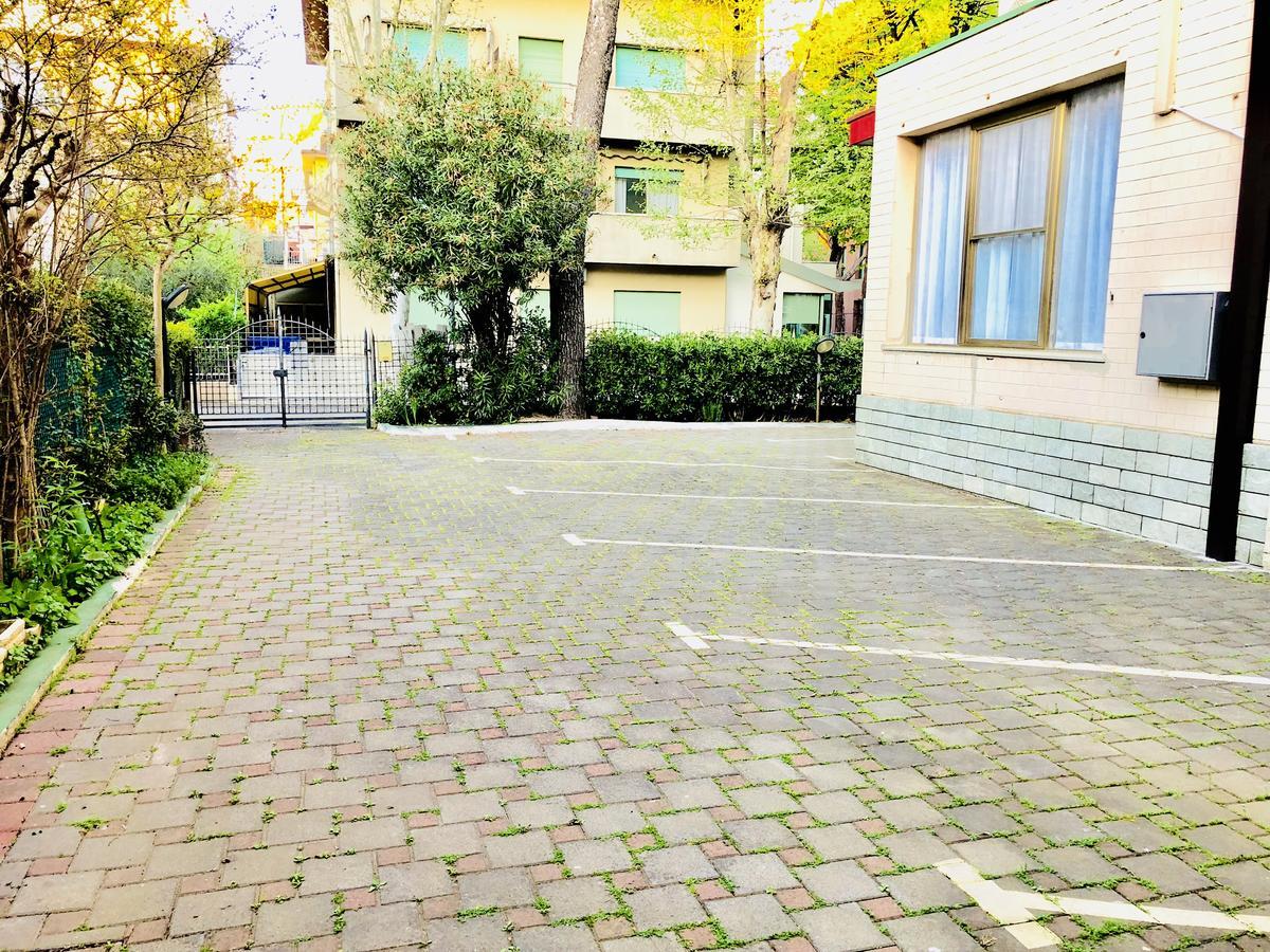 Montebello Nuova Gestione Hotel 2*