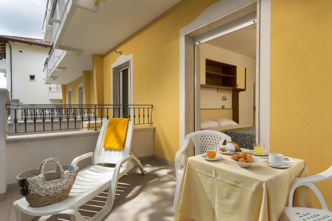 Hotel Cannes - In Pieno Centro 3*