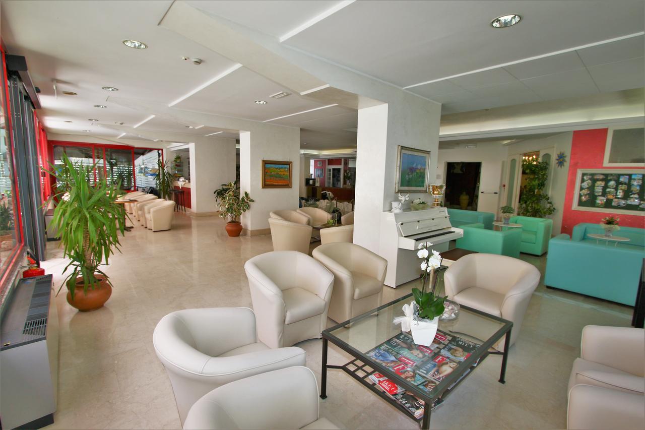 Hotel De Amicis