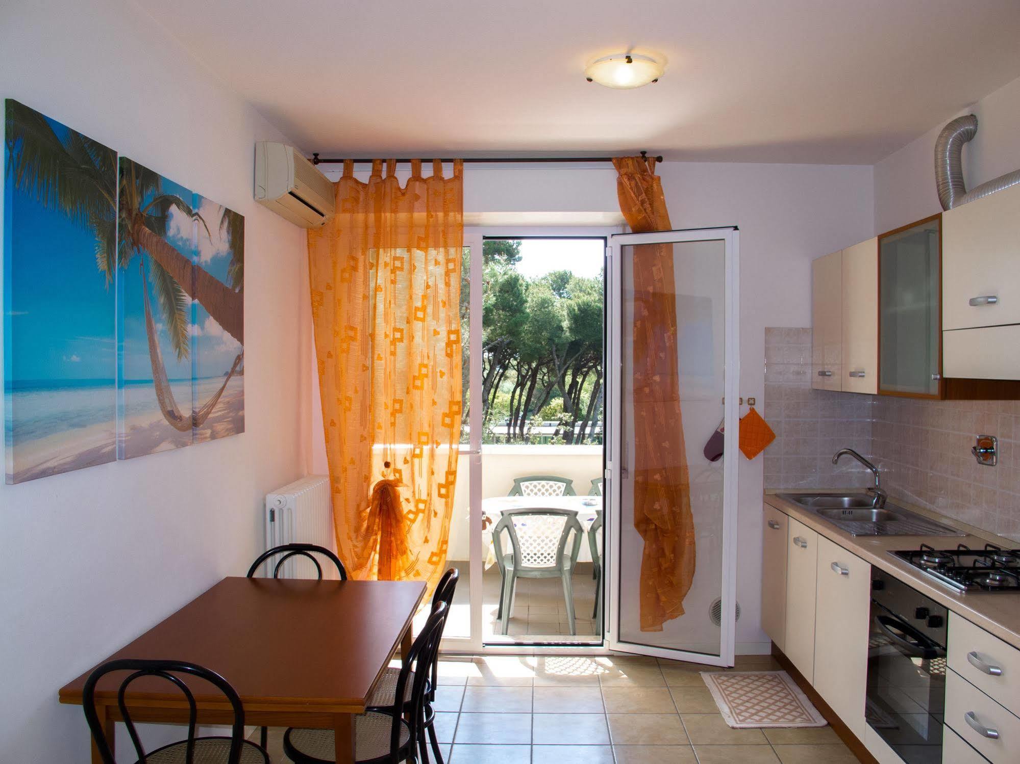 Apartment Family Nuova Orchidea *