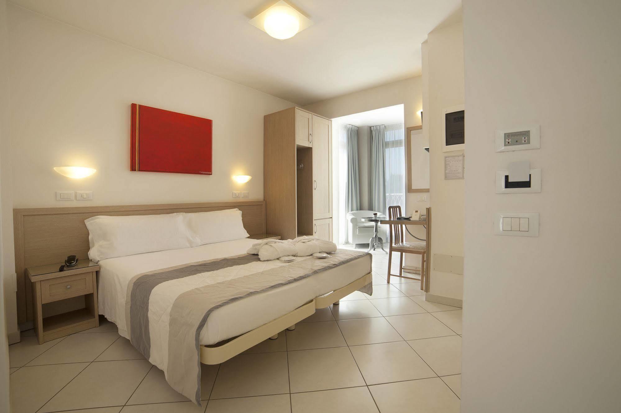 Gala Hotel