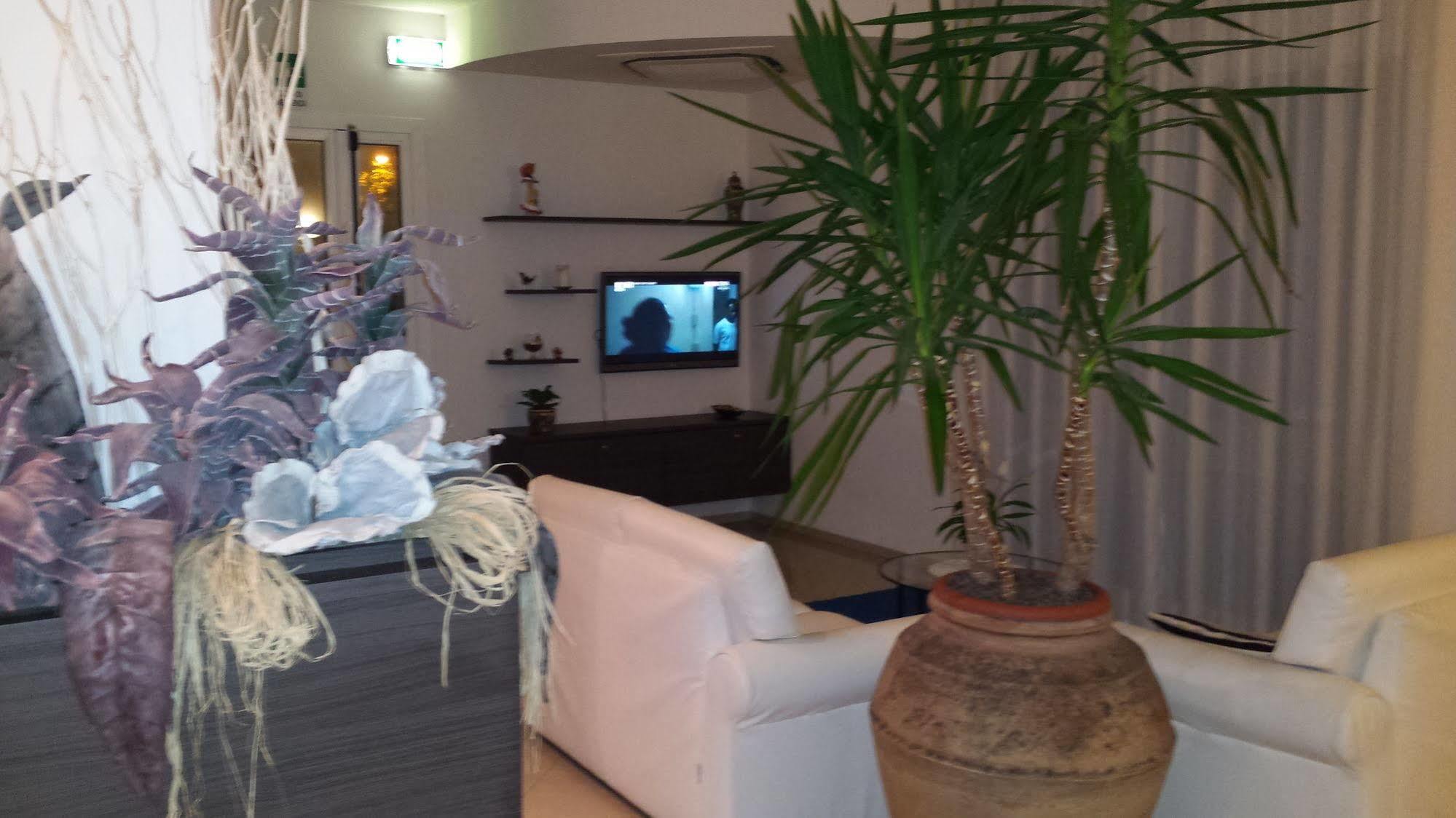 Aparthotel Alba 3*
