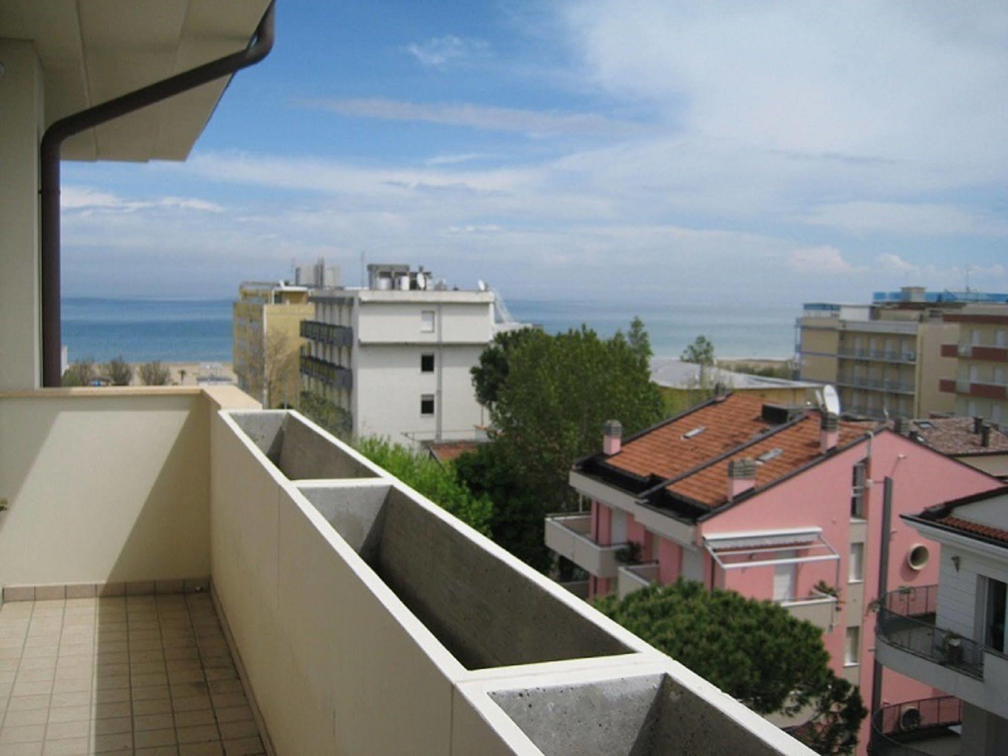 Aparthotel Alba 3*