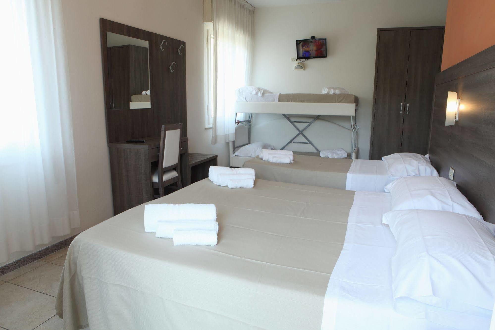 Hotel Edelweiss 3*