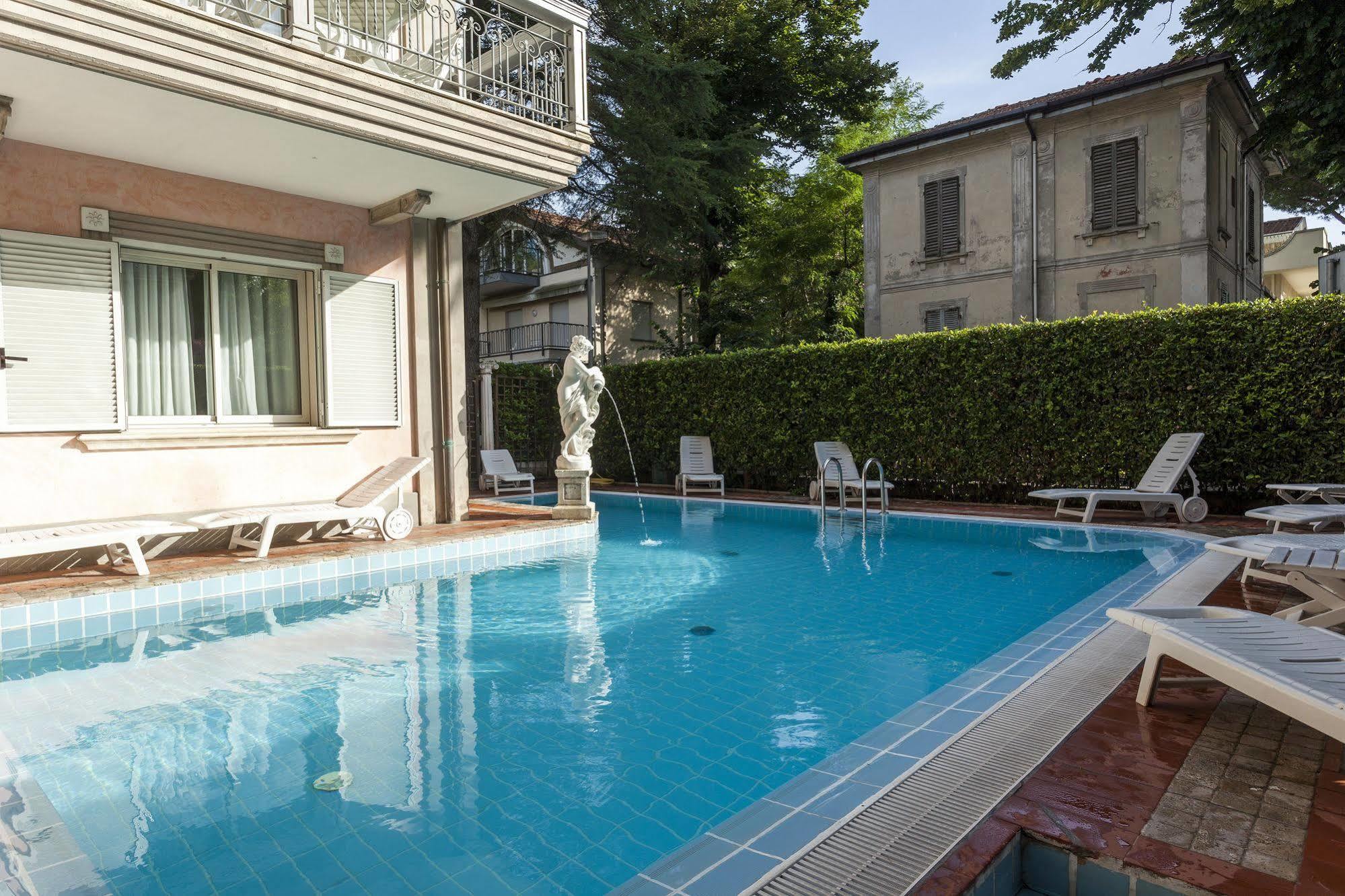 Residenza Lidia Aparthotel 2*