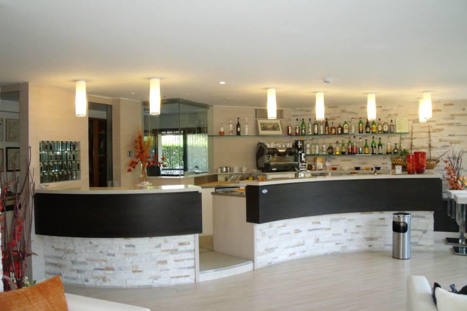 Monica Hotel 2*