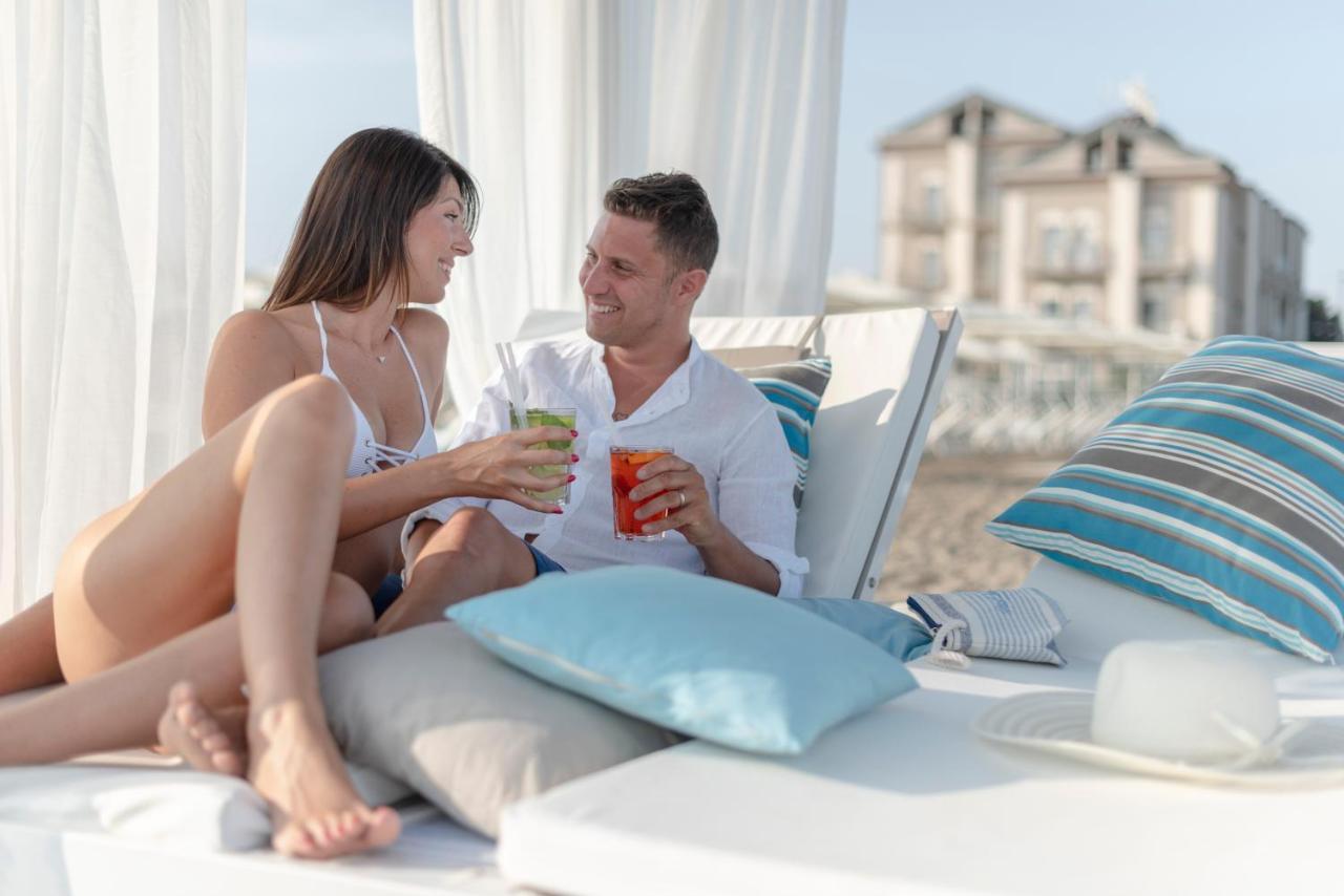 Liberty - Parking & Included 3* Riccione