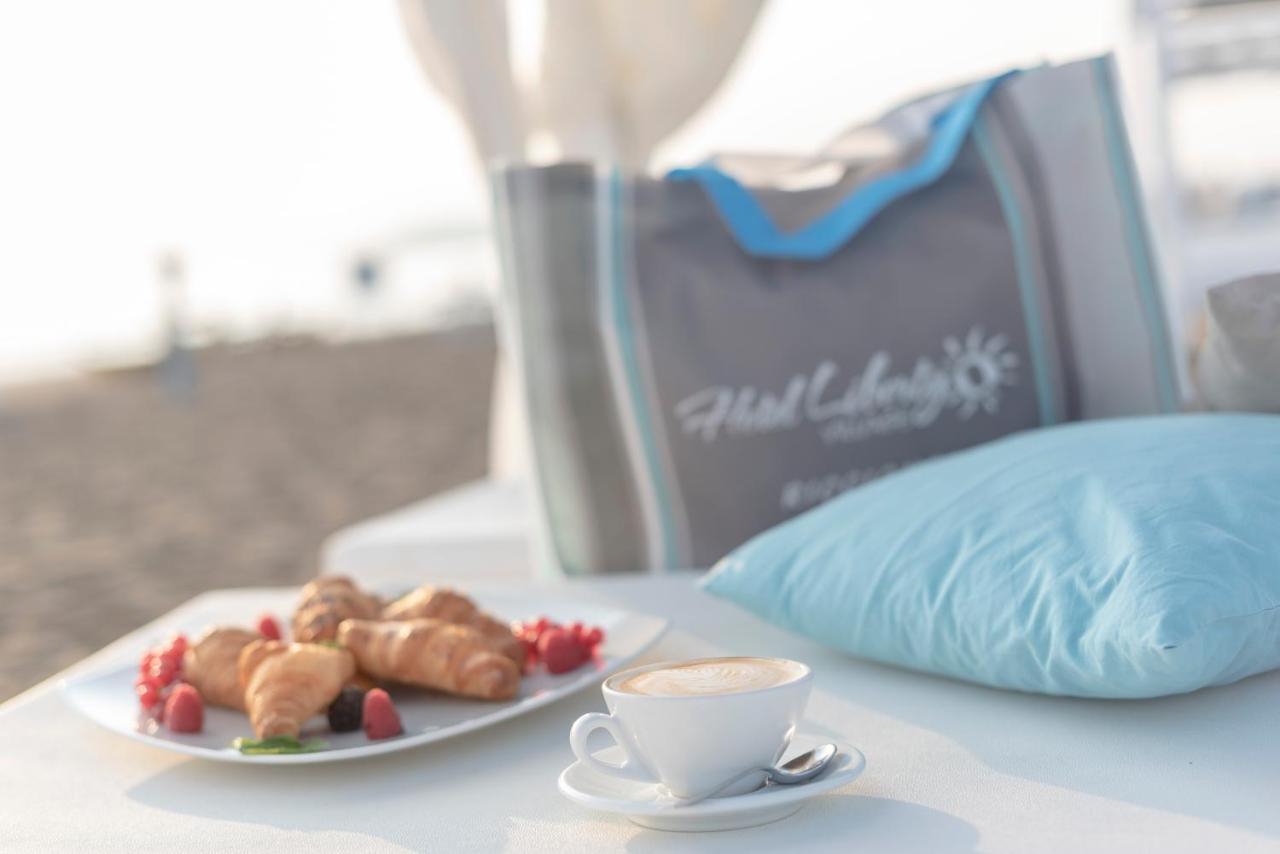 Liberty - Parking & Included 3* Riccione