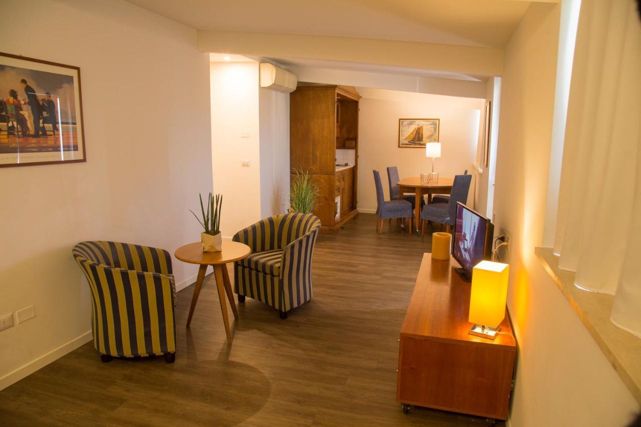Hotel Mon Cheri